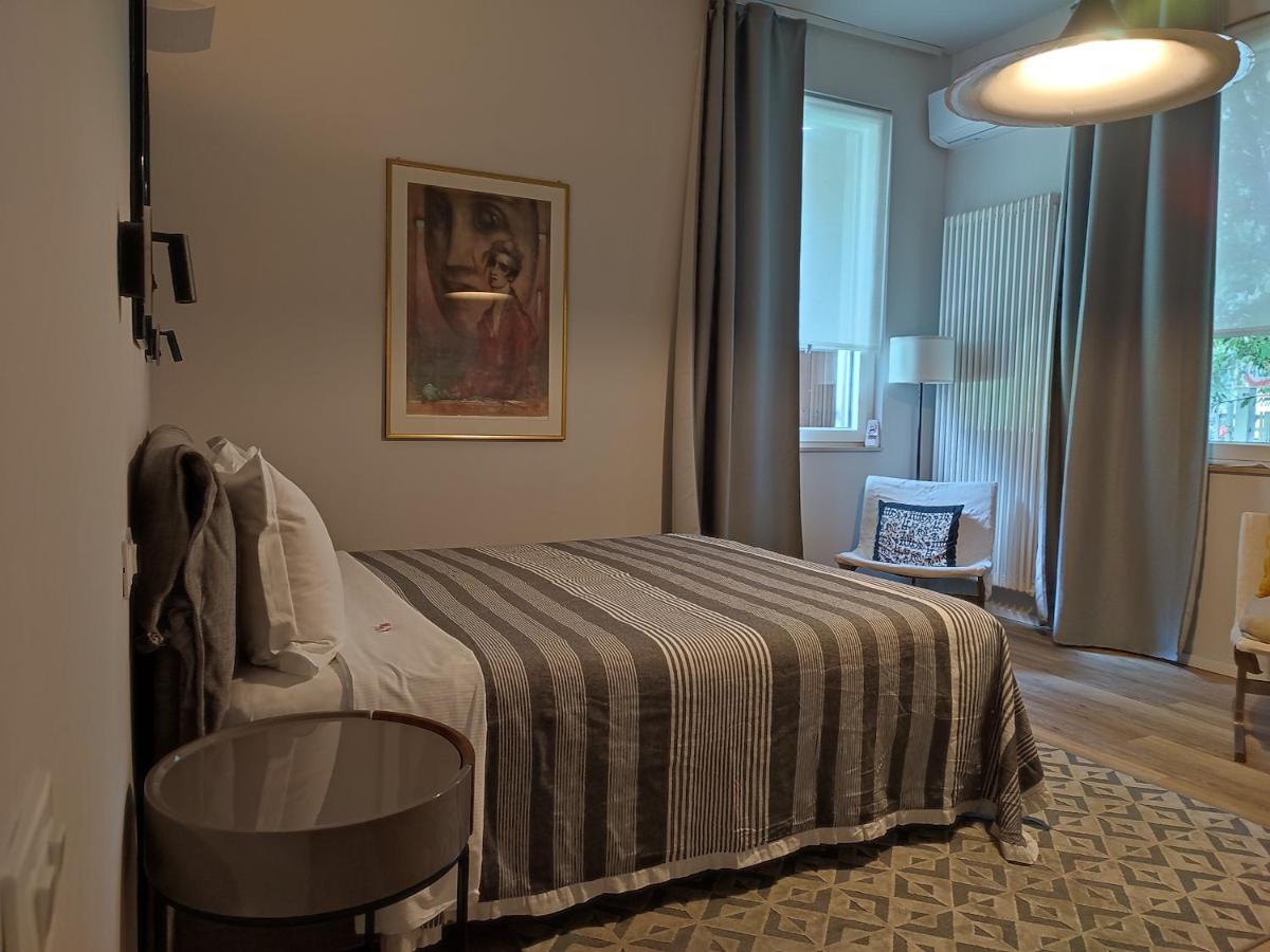 Nuova Porta Dei Musicisti - Locazione Turistica Hotell Verona Eksteriør bilde